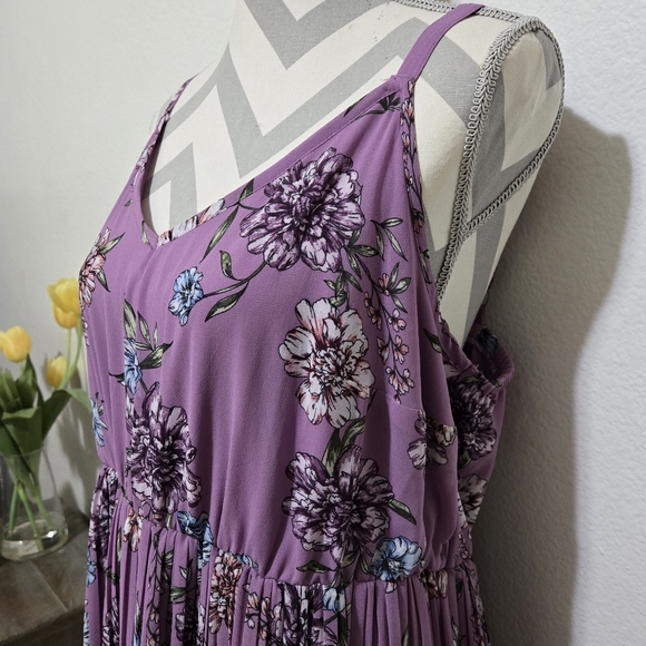 Torrid Lavender Purple Floral Chiffon Midi Dress Pleated Skirt Size 1X - Picture 7 of 14